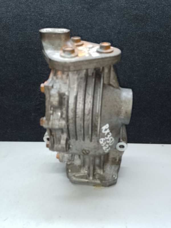 Редуктор задний RX350/450 09-15 2011 3.5 2GR-FE