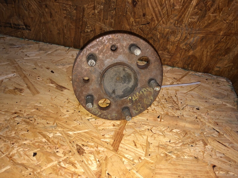 Ступица задняя правая CAMRY 30 02-06 Ступица задняя правая CAMRY 30 02-06