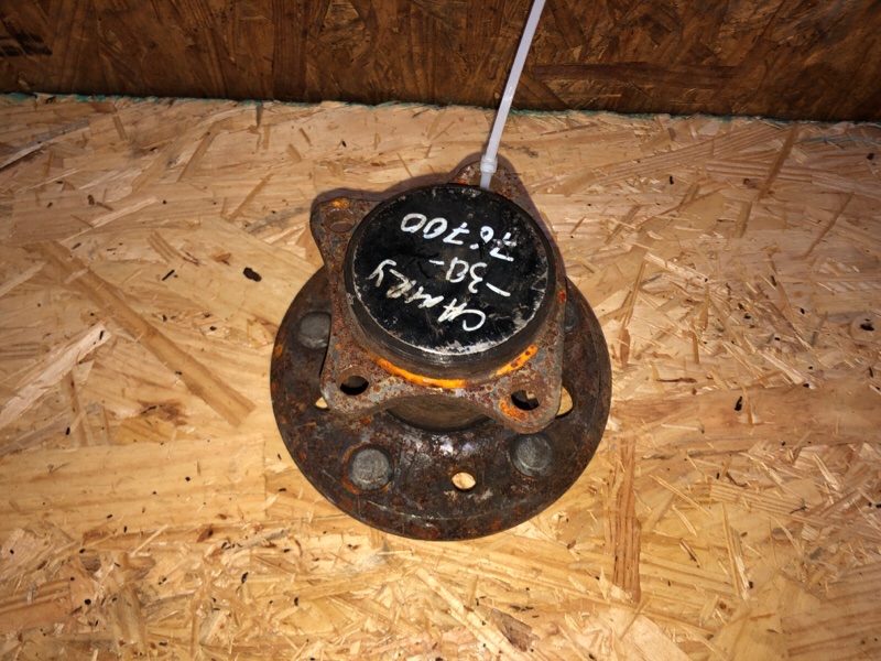 Ступица задняя правая TOYOTA CAMRY 30 02-06 Ступица задняя правая TOYOTA CAMRY 30 02-06