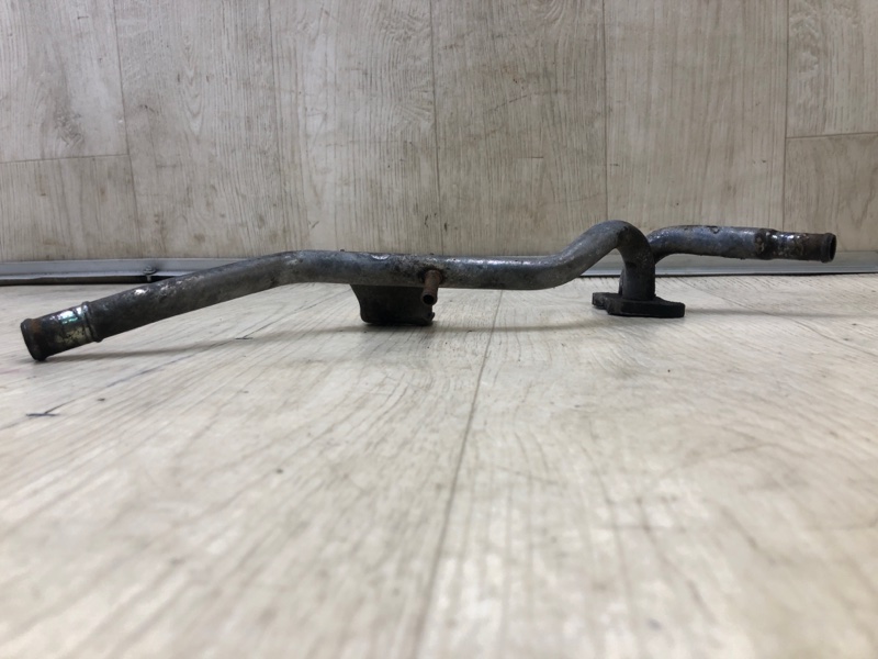 Патрубок системы охлаждения FX S50 03-08 3.5 VQ35