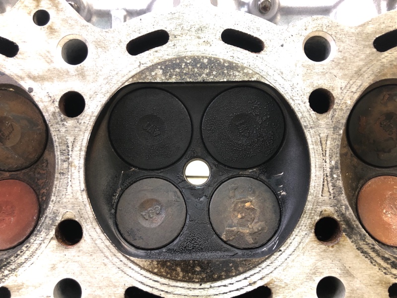 Головка блока цилиндров правая FX S50 03-08 3.5 VQ35