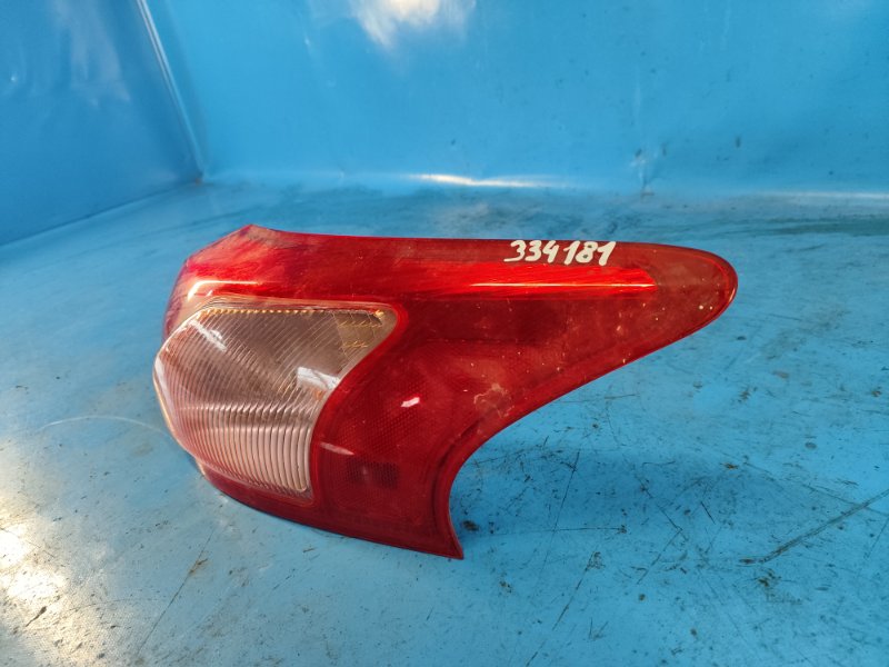 Фонарь наружный правый MITSUBISHI LANCER X 10 07-15 Хетчбек
