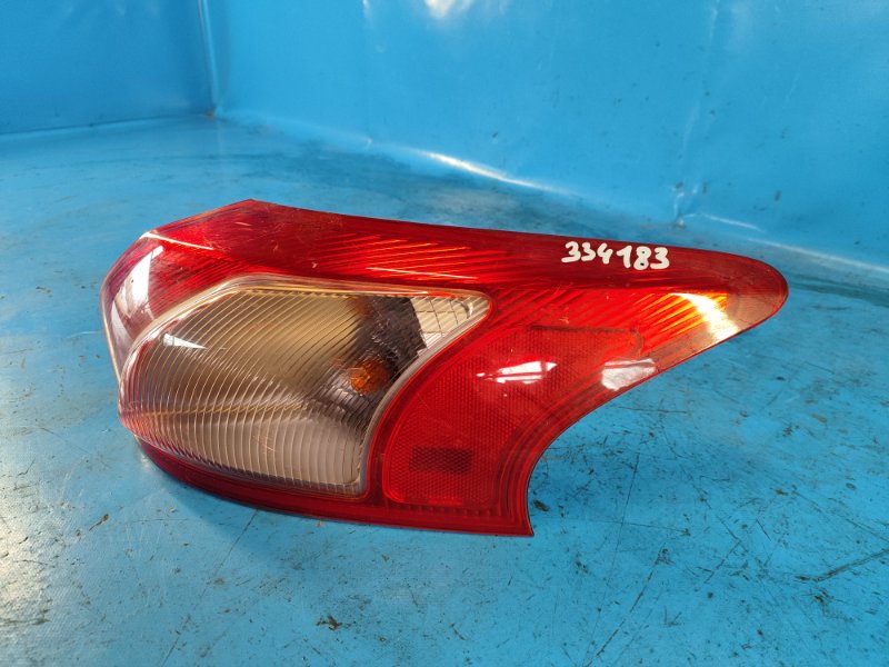 Фонарь наружный правый LANCER X 10 07-15 Хетчбек