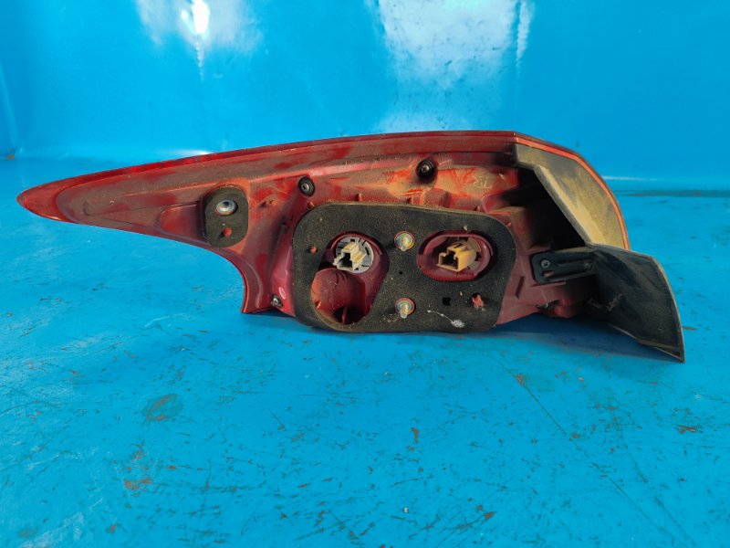 Фонарь наружный правый MITSUBISHI LANCER X 10 07-15 Хетчбек