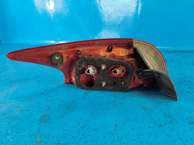 Фонарь наружный правый LANCER X 10 07-15 Хетчбек