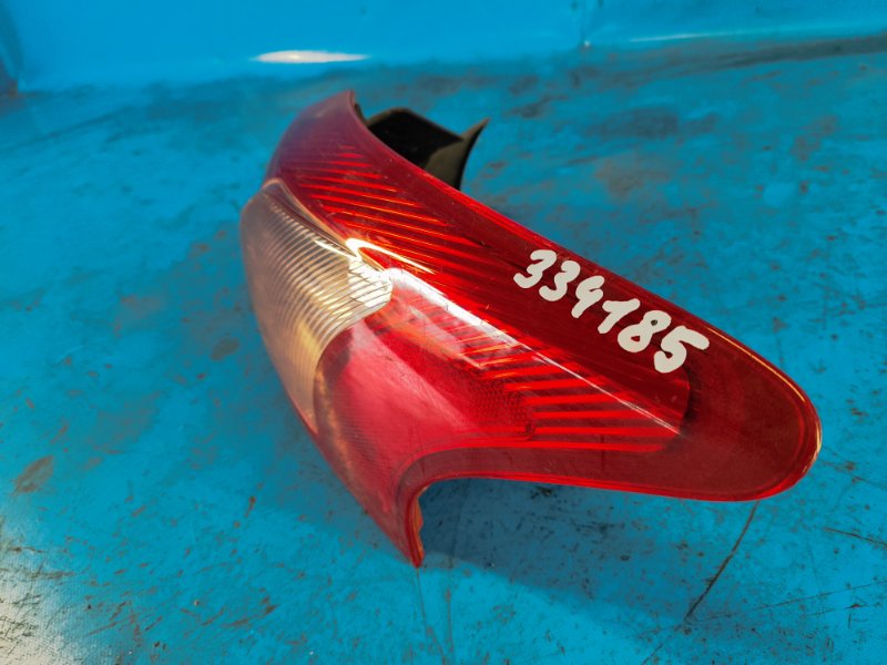 Фонарь наружный правый MITSUBISHI LANCER X 10 07-15 Хетчбек