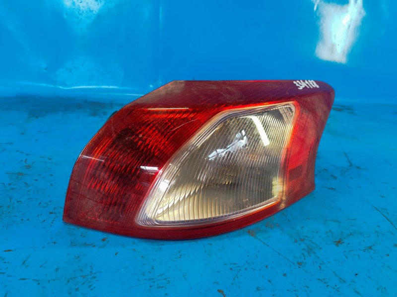 Фонарь наружный правый LANCER X 10 07-15 Хетчбек