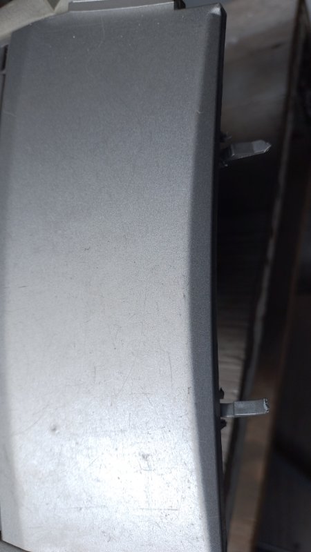 Консоль центральная CAMRY 40 06-11