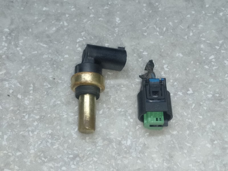 Датчик температуры охлаждающей жидкости CADILLAC ATS 12-19 12636534 Б/У