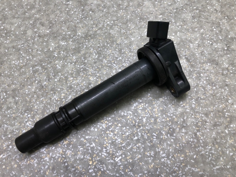 Катушка зажигания RAV4 13-19 2.5 2AR-FE