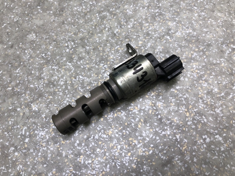 Запчасть клапан изменения фаз грм LEXUS LS460 06-12 15330-38010 Б/У Клапан изменения фаз ГРМ LEXUS LS460 06-12 15330-38010 Б/У