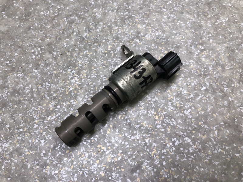 Клапан изменения фаз ГРМ LEXUS LS460 06-12 15330-38010 Б/У