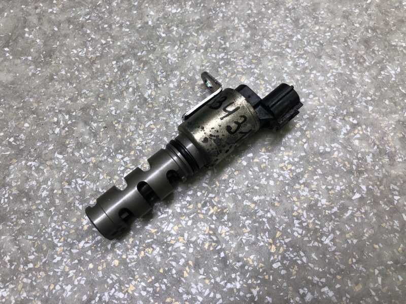 Клапан изменения фаз ГРМ LEXUS LS460 06-12 15330-38010 Б/У