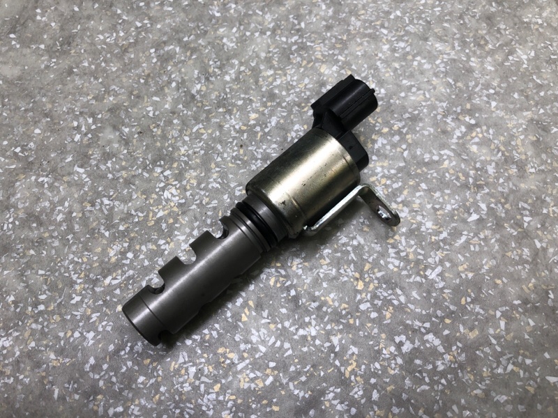 Клапан изменения фаз ГРМ LS460 06-12