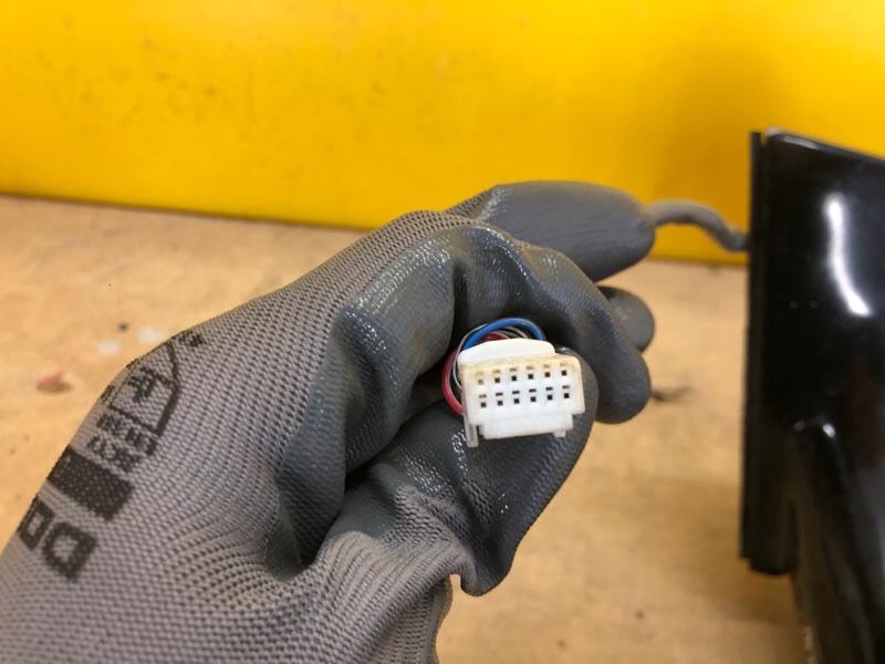 Зеркало левое MURANO Z50 02-07 Зеркало левое MURANO Z50 02-07