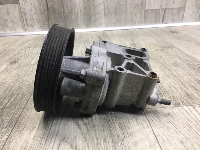 Помпа CHRYSLER 200 14-16 2015 UF 2.4 ED6 5047389AC Б/У