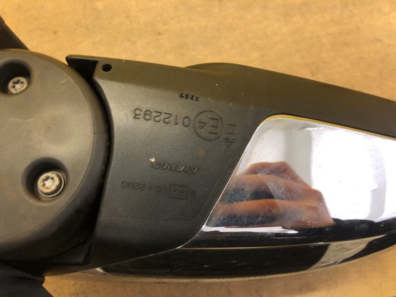 Зеркало правое L200 06-14