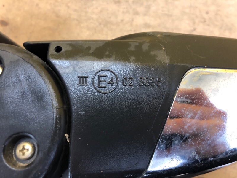 Зеркало правое L200 06-14