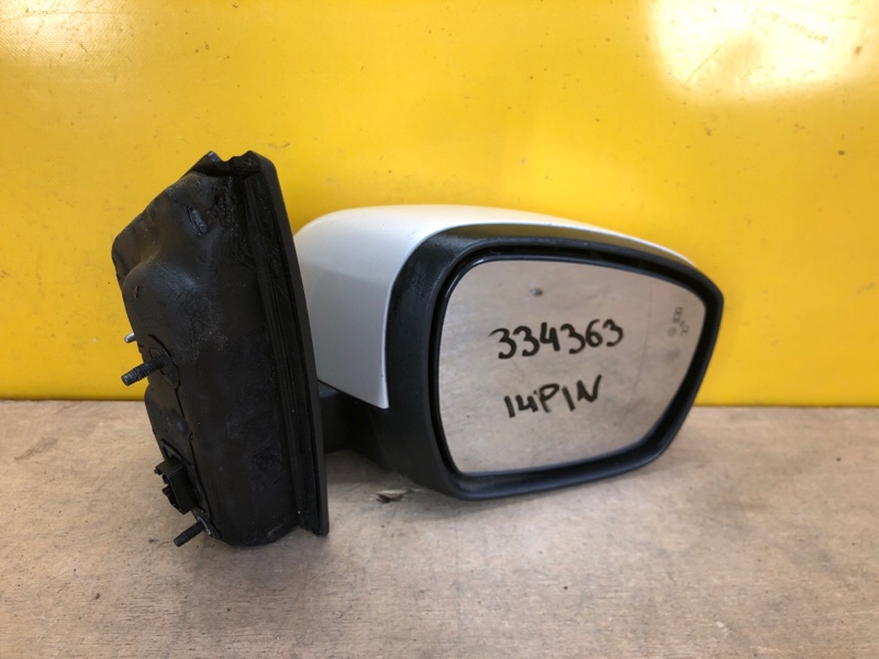 Зеркало правое FORD KUGA  (C520)  13-21 LV4B17682BF Б/У