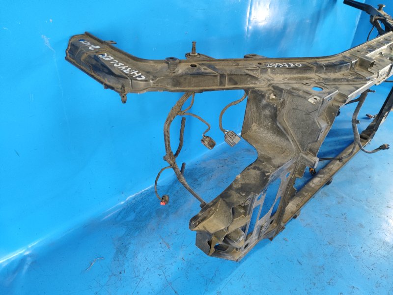 Панель передняя 200 10-14 2013 3.6 ERB