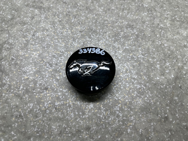 Заглушка колесного диска FORD MUSTANG 15-