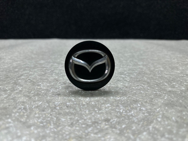 Заглушка колесного диска MAZDA MX-5 15- BBM2-37-190 Б/У