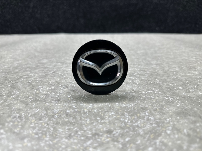 Заглушка колесного диска MAZDA MX-5 15- BBM2-37-190 Б/У