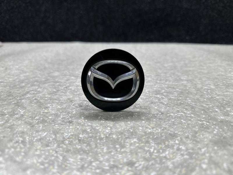 Заглушка колесного диска MAZDA MX-5 15- BBM2-37-190 Б/У