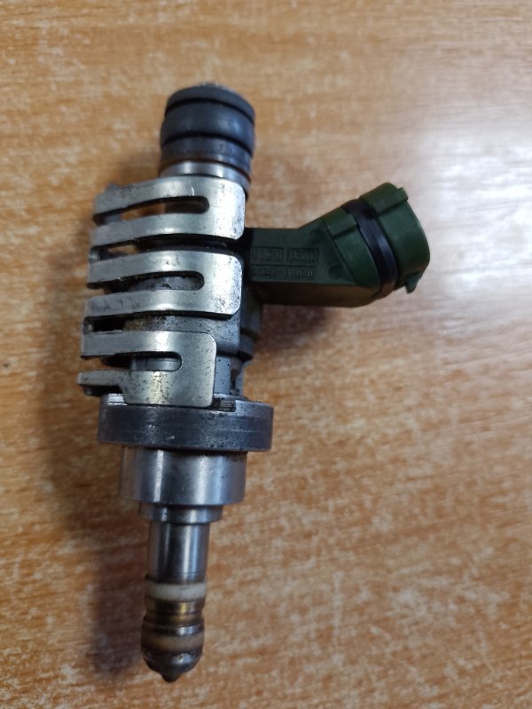 Форсунка топливная LEXUS GS350 GS300 05-11 23209-39155-B0 Б/У