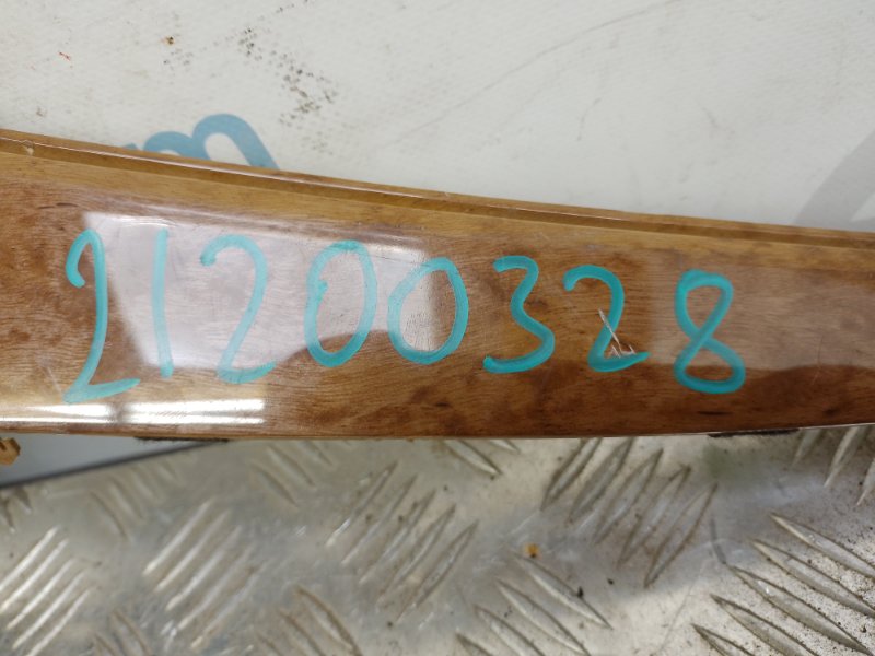 Накладка торпедо передняя правая SANTA FE (DM) 12-18