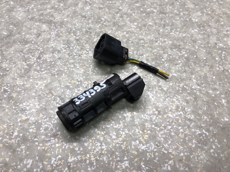 Датчик парктроника задний KIA SORENTO XM 09-14 95700-1U100 Б/У