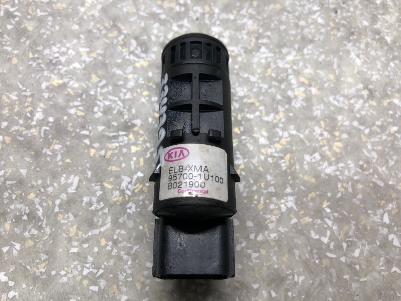 Датчик парктроника задний SORENTO XM 09-14