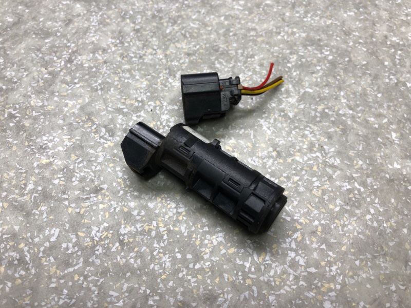 Датчик парктроника задний SORENTO XM 09-14