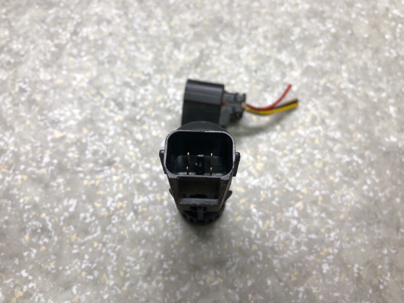 Датчик парктроника задний SORENTO XM 09-14