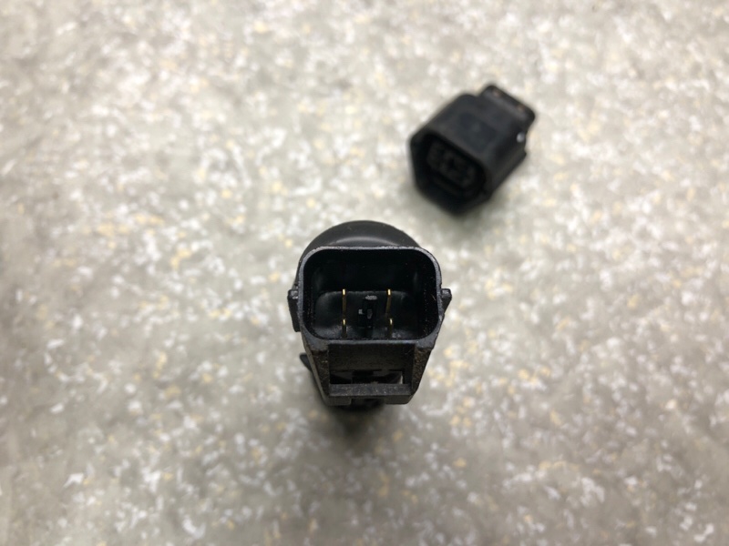 Датчик парктроника задний SORENTO XM 09-14