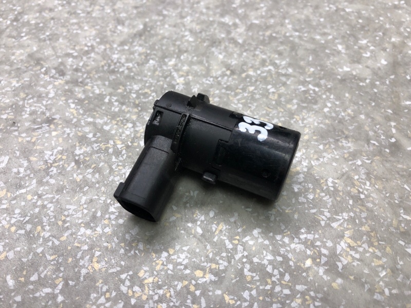 Датчик парктроника задний QX56 / TITAN / ARMADA 04-16