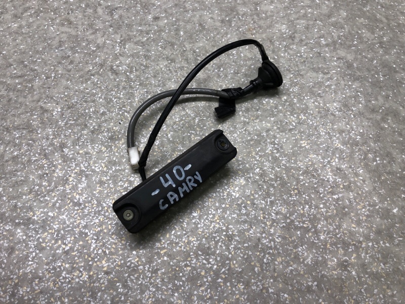 Кнопка открывания багажника наружная TOYOTA CAMRY 40 06-11 84840-20010 Б/У