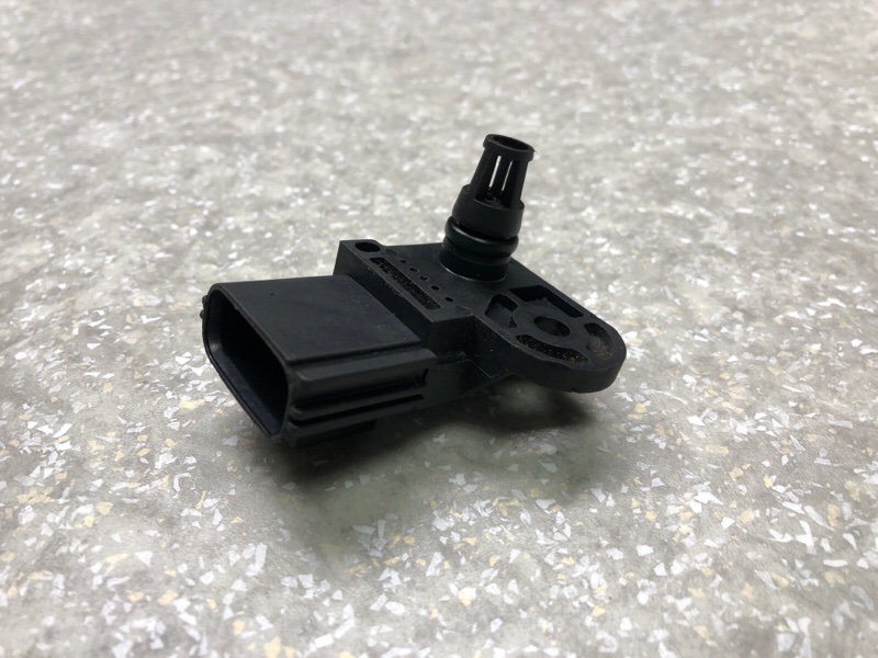 Запчасть датчик абсолютного давления (map sensor) MAZDA 3 BL 09-13 L301-18-211B Б/У Датчик абсолютного давления (MAP sensor) MAZDA 3 BL 09-13 L301-18-211B Б/У