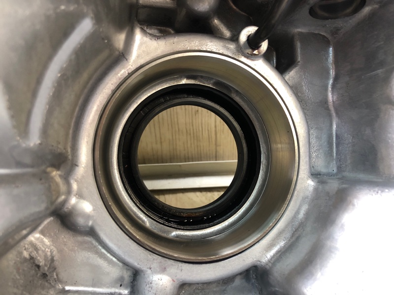 Крышка АКПП передняя RAV4 05-12 2008 GSA33 3.5 2GR-FE