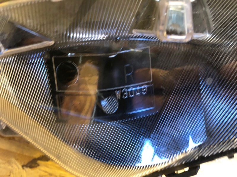 Фара правая RAV4 13-19