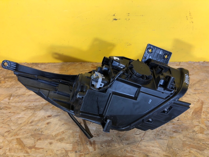 Фара левая NIRO DE 16-22