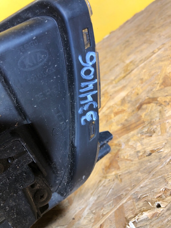 Фара левая NIRO DE 16-22 Фара левая NIRO DE 16-22