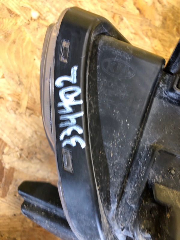 Фара правая NIRO DE 16-22