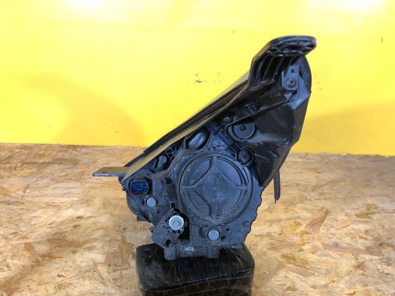 Фара правая NIRO DE 16-22