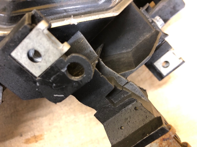 Фара левая 6 GH 07-12