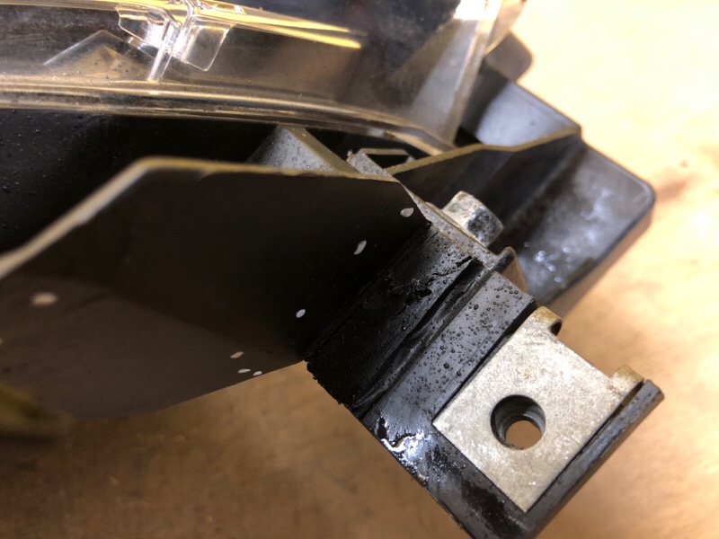 Фара левая 6 GH 07-12