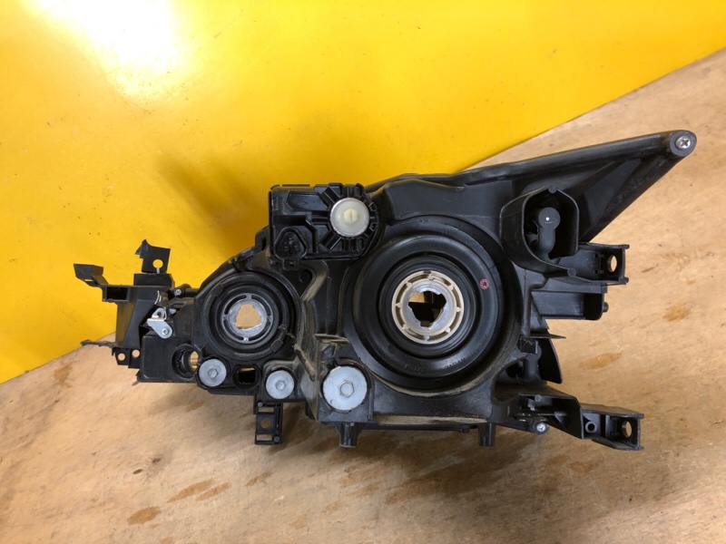 Фара правая 6 GH 07-12 Фара правая 6 GH 07-12