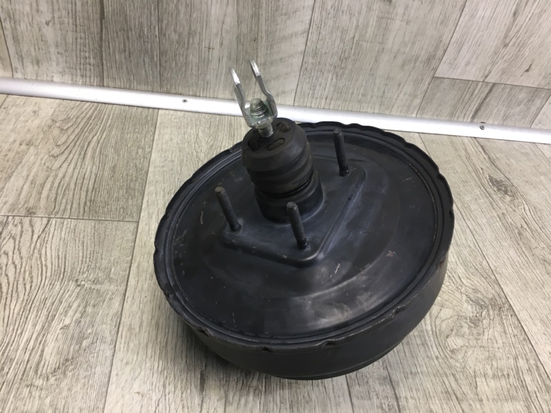 Запчасть вакуумный усилитель тормозов KIA SORENTO BL 02-09 59110-3E070 Б/У Вакуумный усилитель тормозов KIA SORENTO BL 02-09 59110-3E070 Б/У