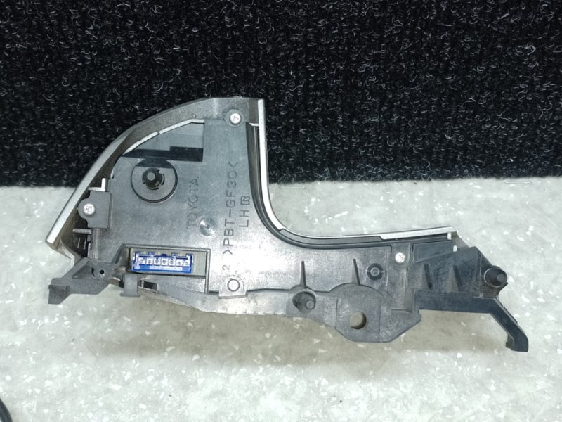 Кнопка управления магнитолой на руль левая CAMRY 40 06-11