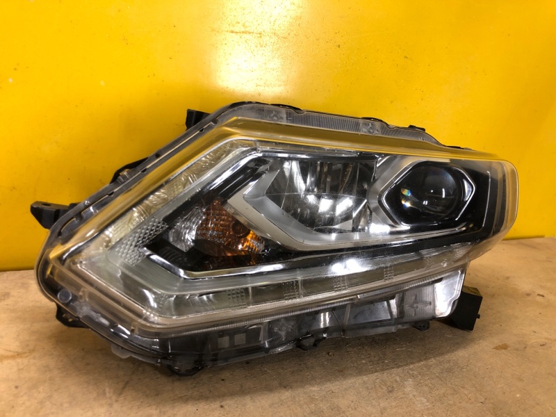 Фара левая NISSAN X-TRAIL/ROGUE T32 13-20